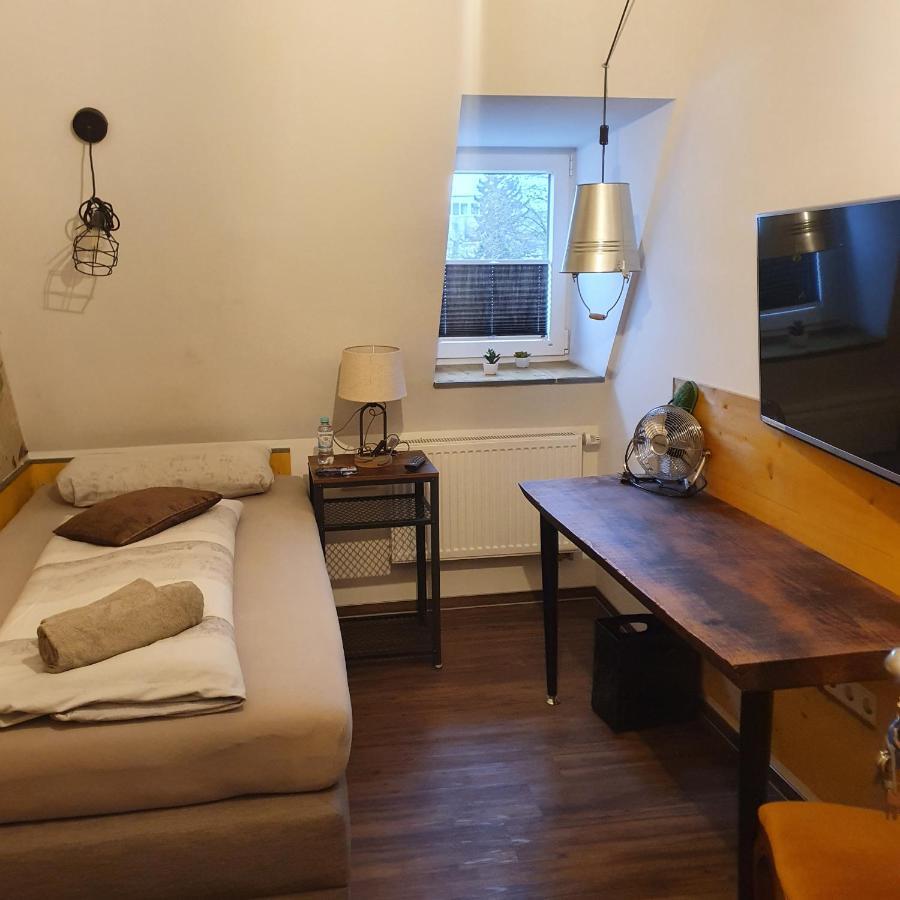 Victory Guesthouse - Handwerker Pension بيليفيلد المظهر الخارجي الصورة